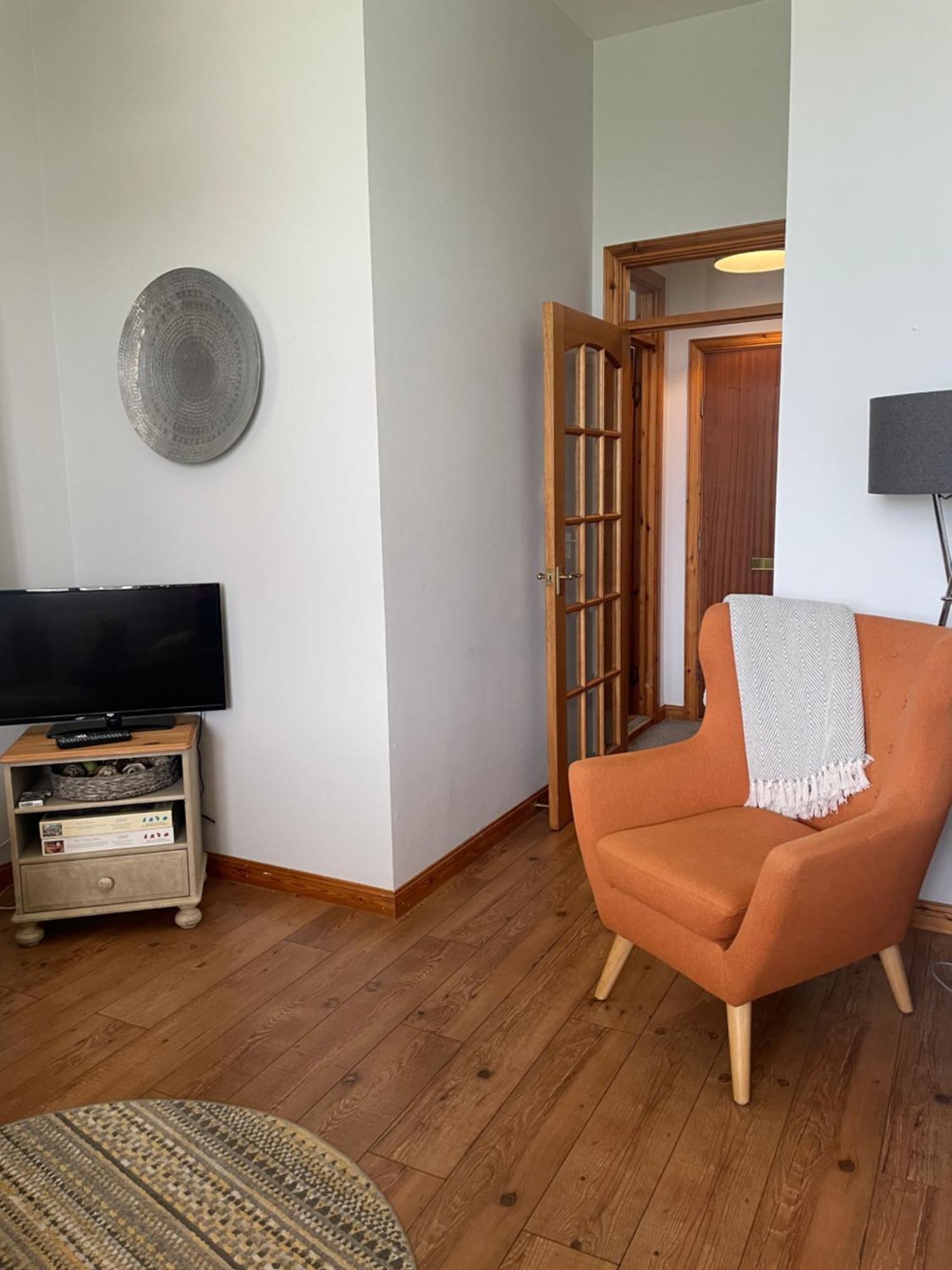 Stylish One Bed Apartment Инвернесс Экстерьер фото